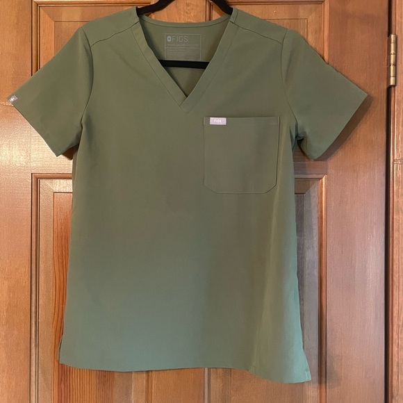 Figs Tops - Figs Catarina Green V Neck Scrub Top (Technical Collection) Size XS